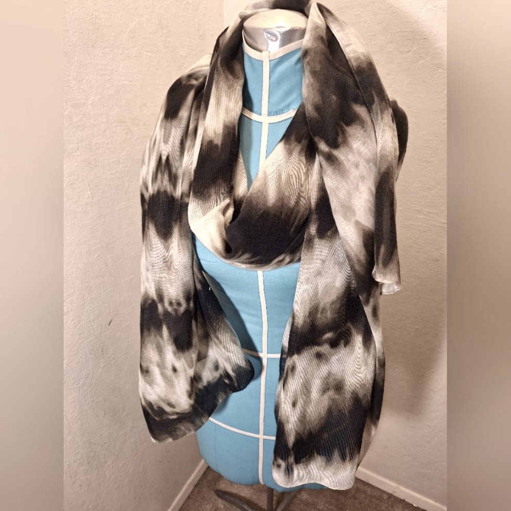Black and White Tie-Dye Scarf